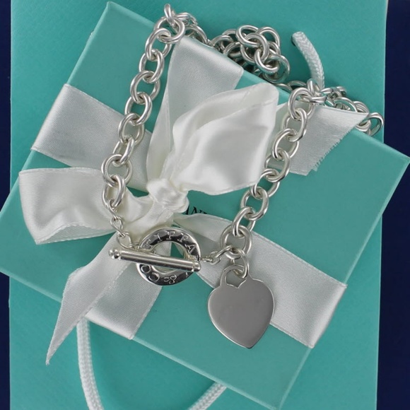 Tiffany & Co. Jewelry - Tiffany Plain Heart Tag Toggle Necklace Choker